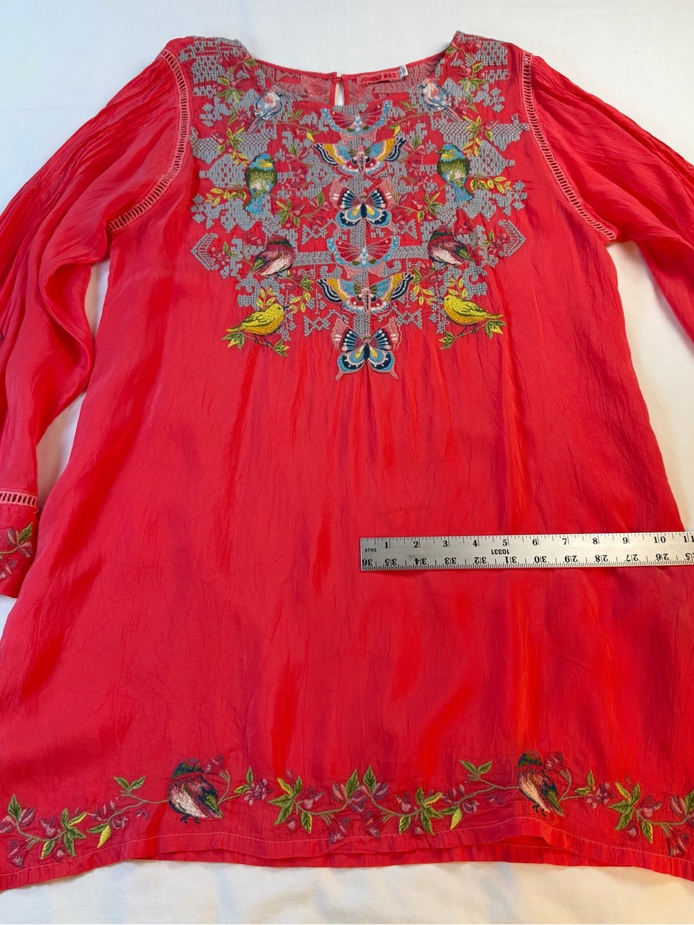 Johnny Was Farfalla Embroidered Coral Tunic Top with Butterfly and Bird  Detail - Picture 9 of 11